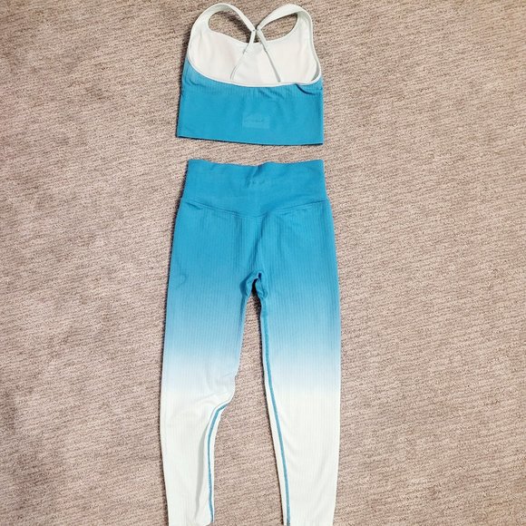 Pink by VS Seamless Dip Dye Sports Bra and Leggings Set - Picture 13 of 16